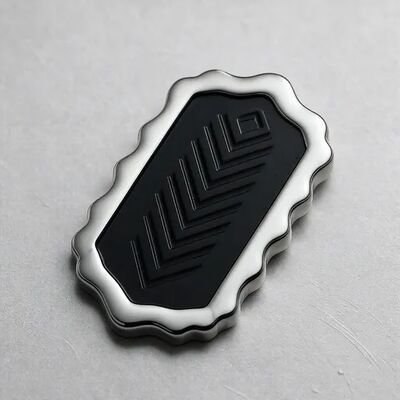 Buen precio Colgante personalizable retro geométrico de acero inoxidable para hombre en línea